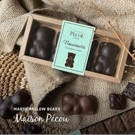 Gift the love of your life an exquisite bite of chocolates, the perfect Valentine’s gift from Maison Pecuo 🍫💖 #Sweets #Valentines #classicdeli #premiumfood #instafood #finefoods